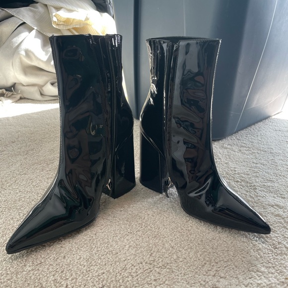 Alias Mae Leather Black Patent Ahara Booties - Picture 2 of 5